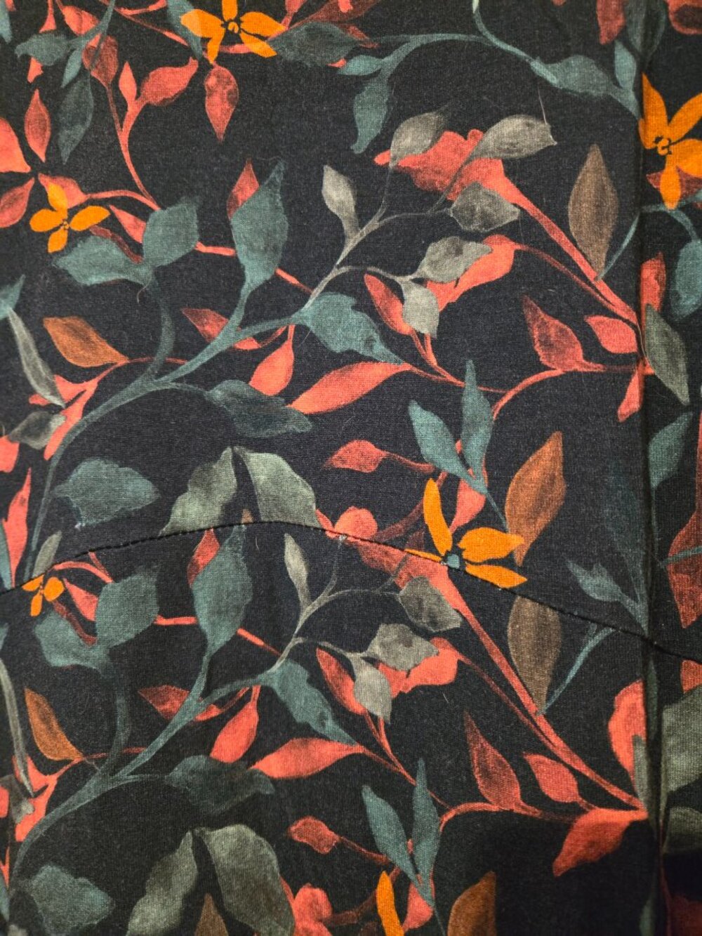 Two size XL Salaam tops, colorful floral patterns, 3/4 sleeves - Picture 4 of 4